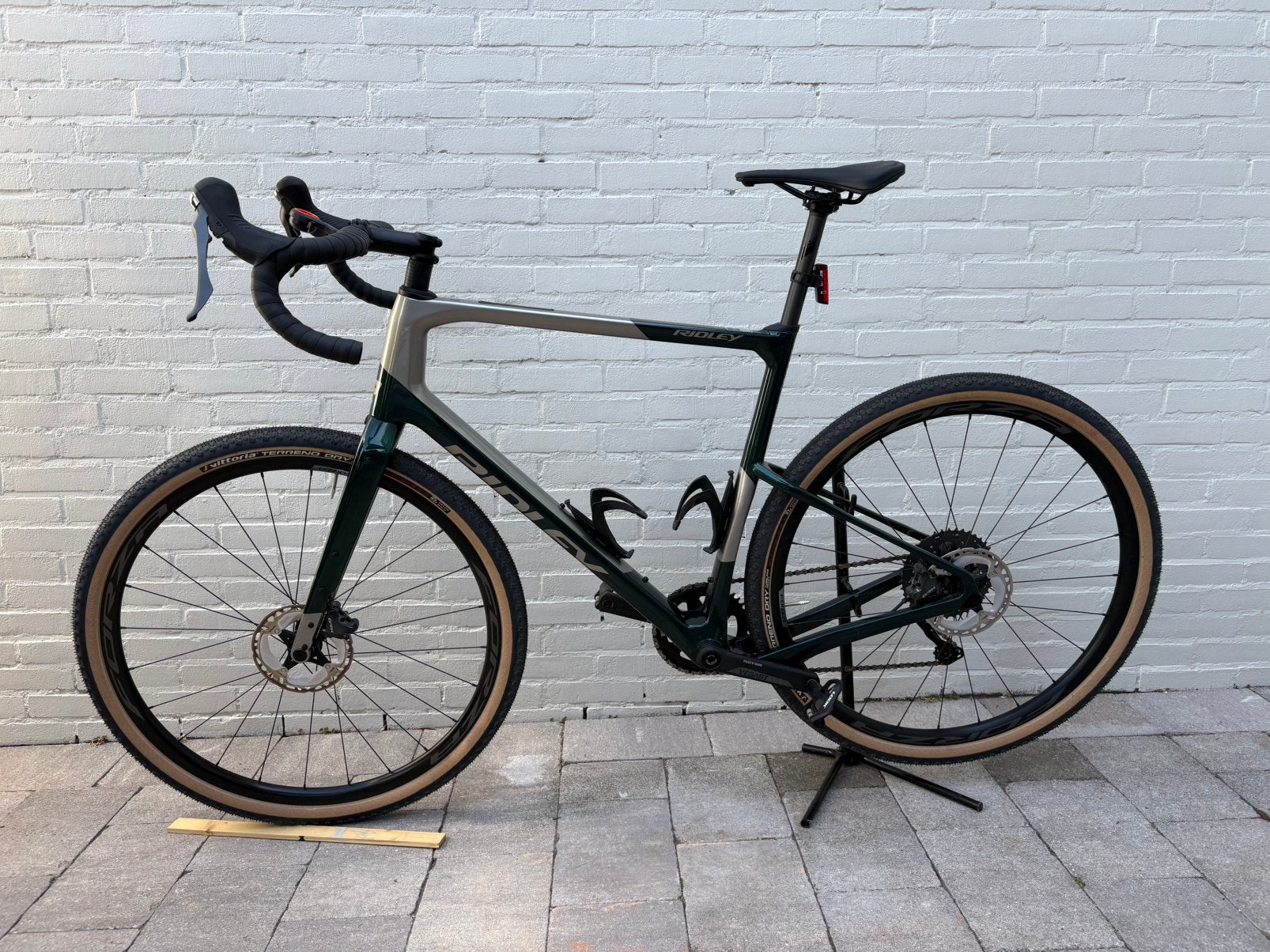 Ridley Kanzo Adventure carbon gravelbike in nieuwstaat, Carbon, 10 tot 15 versnellingen, Zo goed als nieuw, Schijfrem