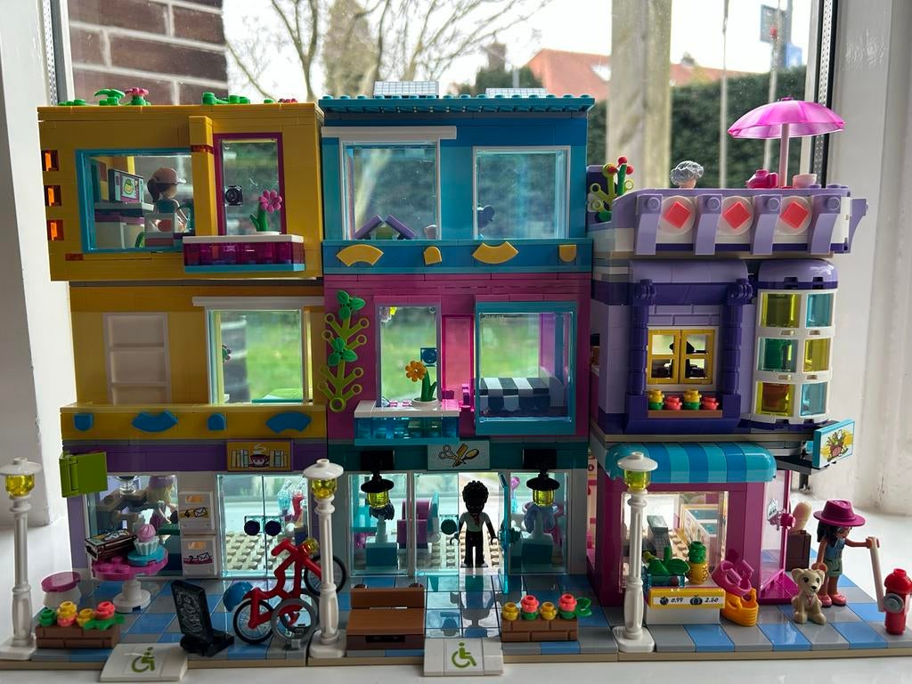 LEGO Friends Hoofdstraatgebouw - 41704, Ophalen, Gebruikt, Complete set, Lego