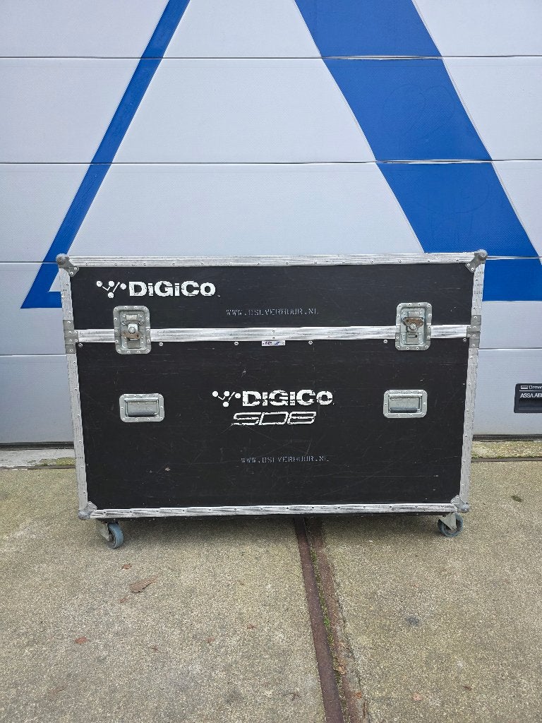Diverse Digico Apparatuur, Ophalen, Zo goed als nieuw, 20 kanalen of meer
