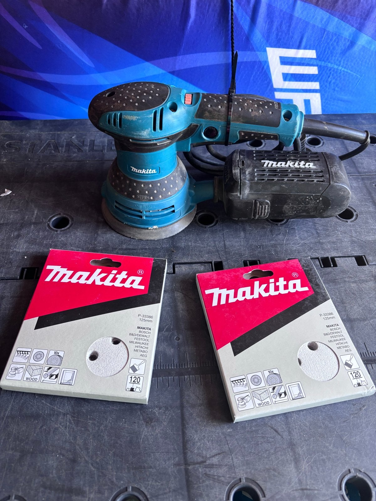 Makita Excentrische Schuurmachine BO5041 in goede staat, Ophalen of Verzenden, Gebruikt, Minder dan 600 watt, Excentrische schuurmachine