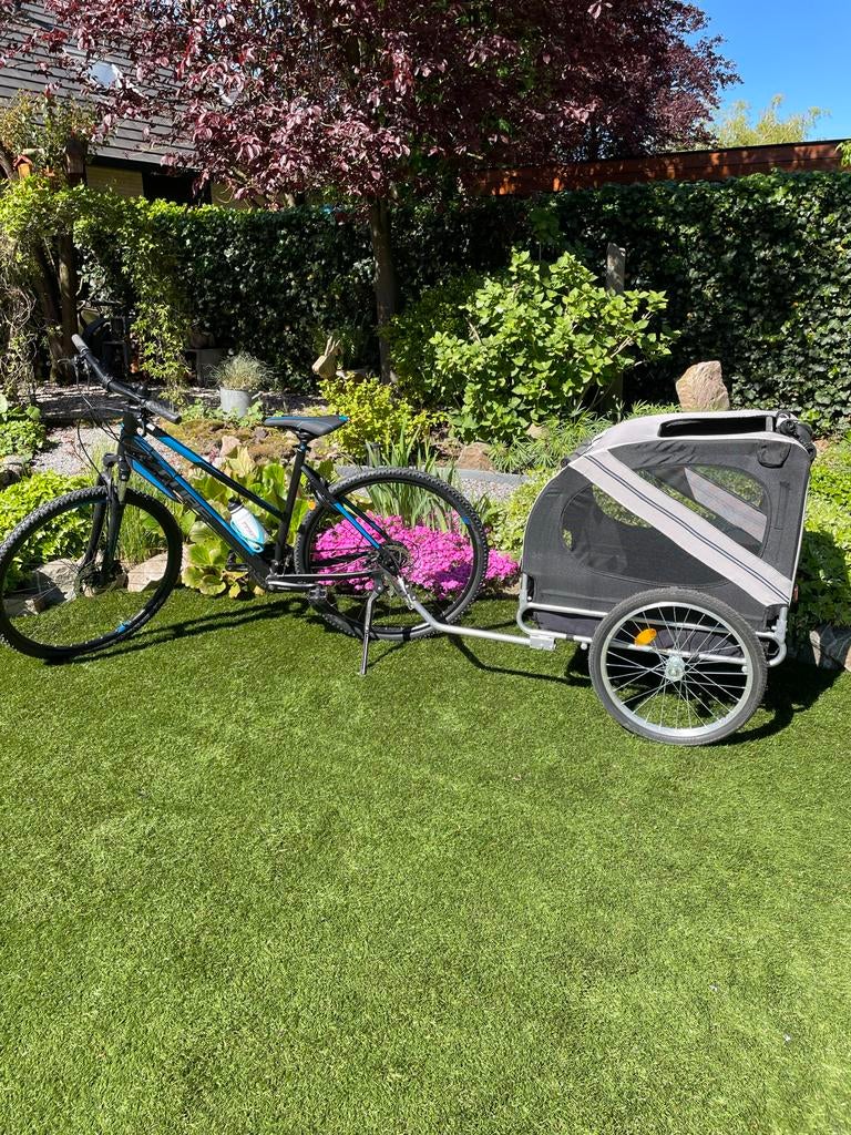 Adori Fietskar voor honden - Waterafstotend en Veilig, Ophalen, Opvouwbaar, 20 tot 40 kg, Zo goed als nieuw