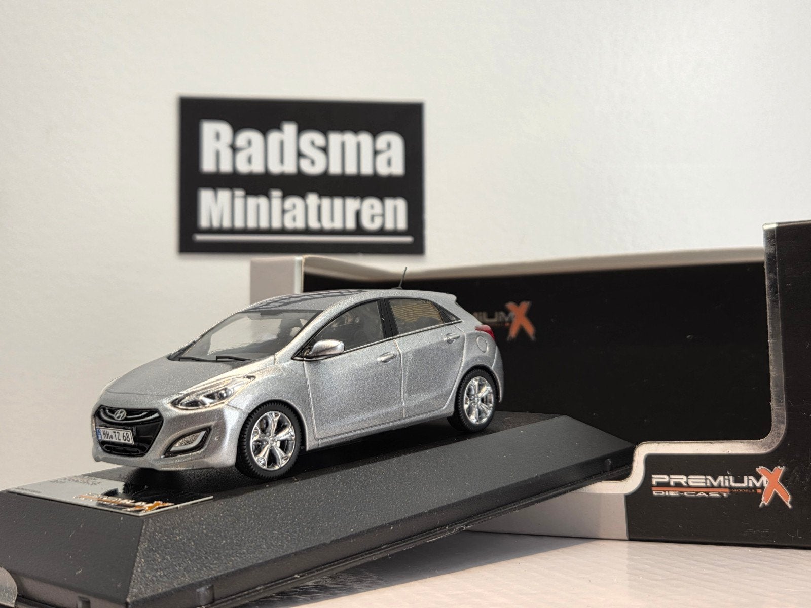 Hyundai I30 - Silver - 1:43 PremiumX, Hobby en Vrije tijd, Modelauto's | 1:43, Overige merken, Auto, Nieuw, Ophalen of Verzenden