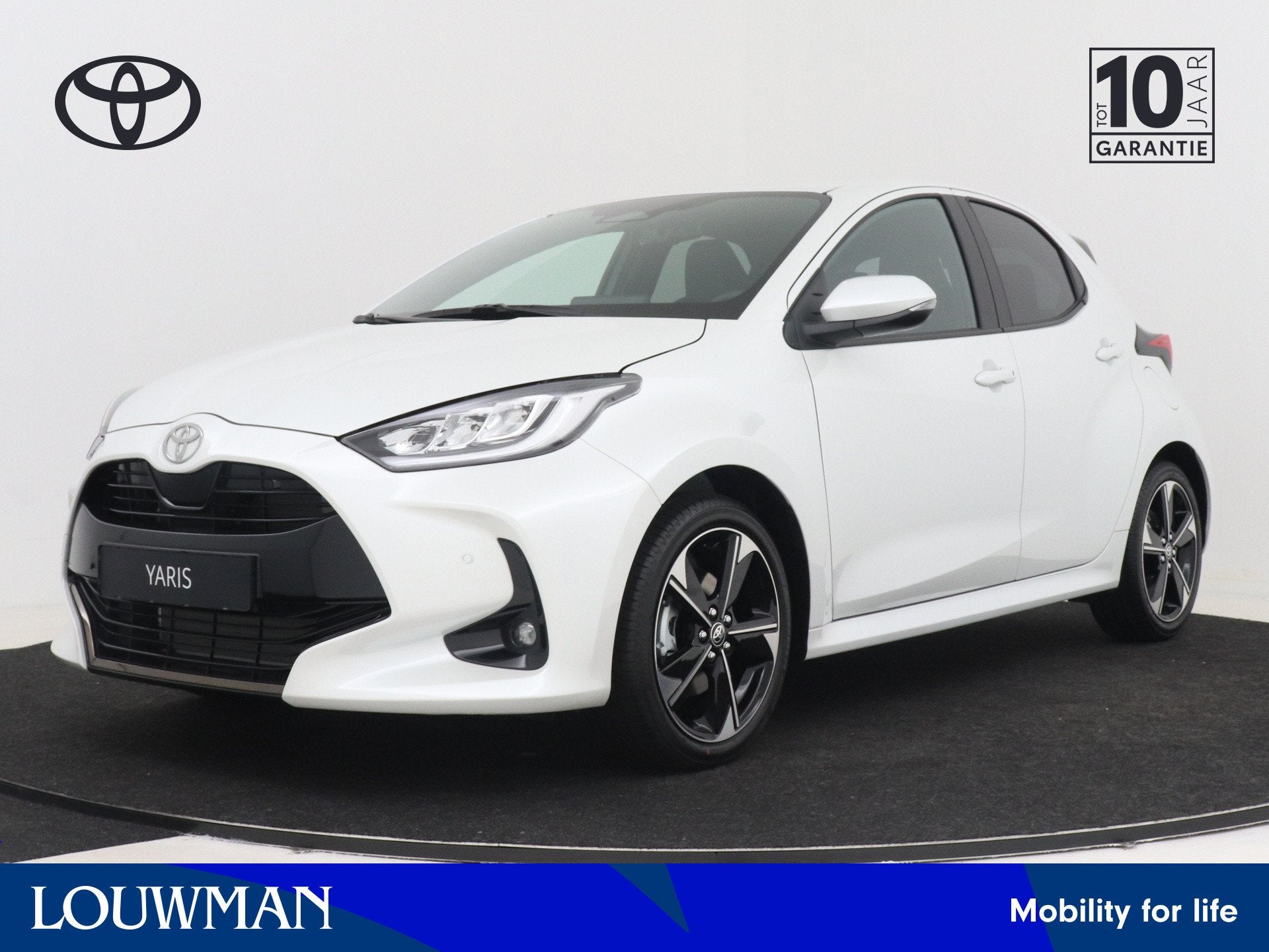 Toyota Yaris 1.5 Hybrid 130 Executive (bj 2025, automaat), Auto's, 12 maanden, 450 kg, Wit, Automatische klimaatregeling