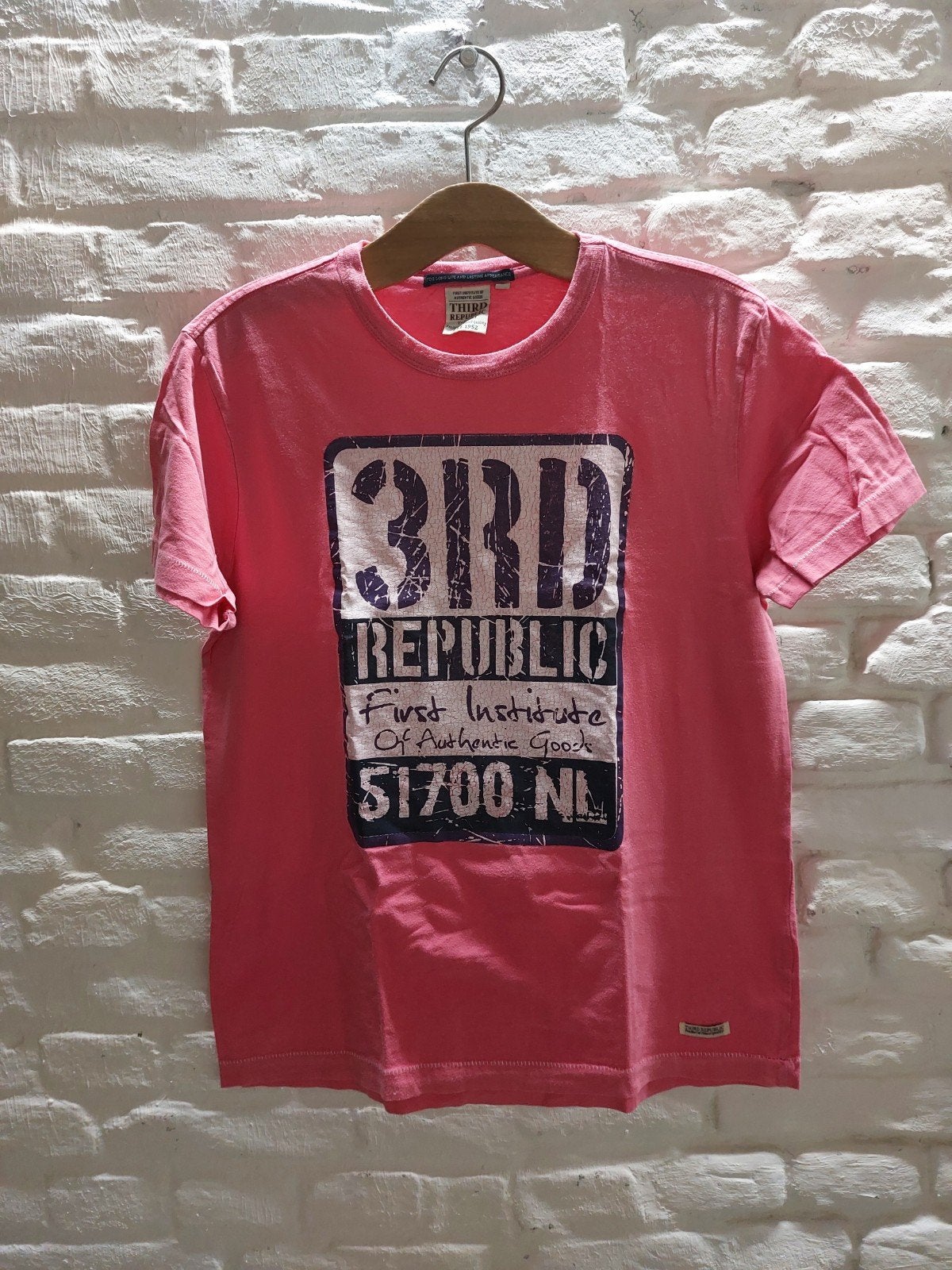 Third Republic T-shirt Maat S, Kleding | Heren, Verzenden, Roze, Third Republic, Gedragen