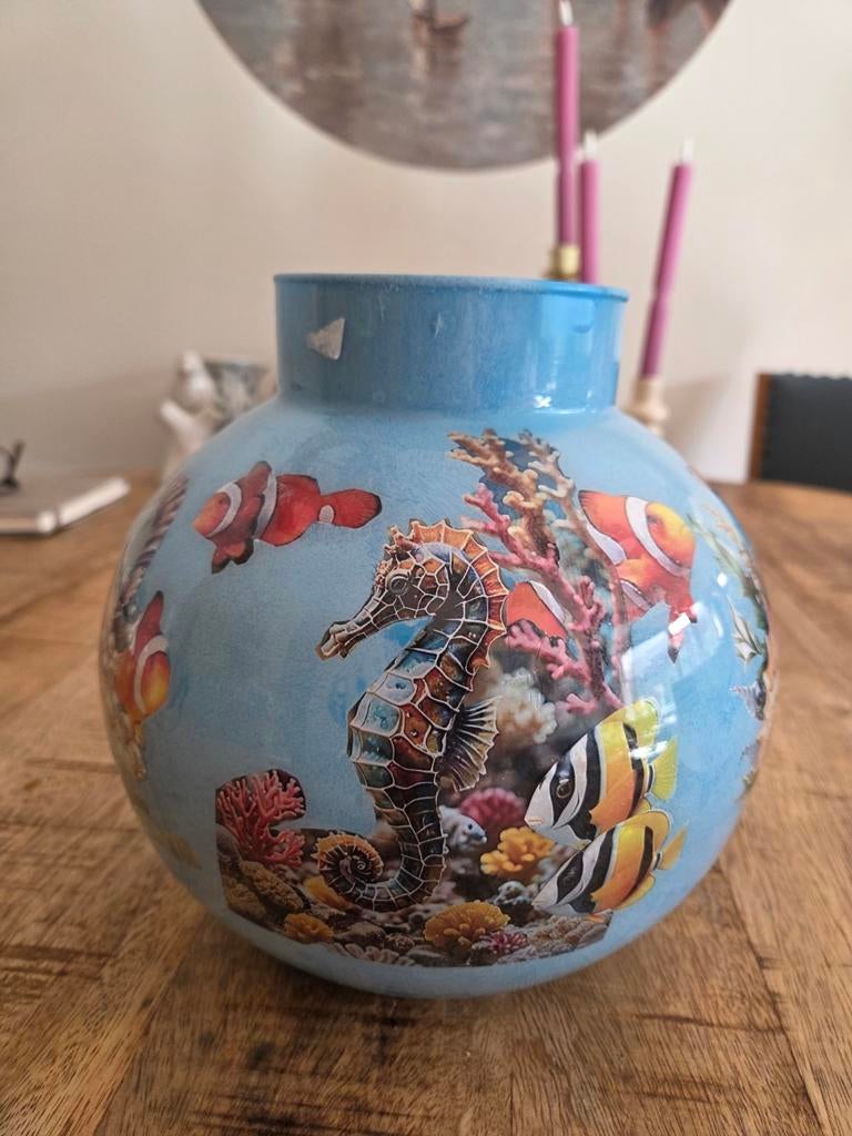 Vaas glas met vissen, Huis en Inrichting, Woonaccessoires | Vazen, Overige kleuren, Ophalen of Verzenden, Minder dan 50 cm, Glas