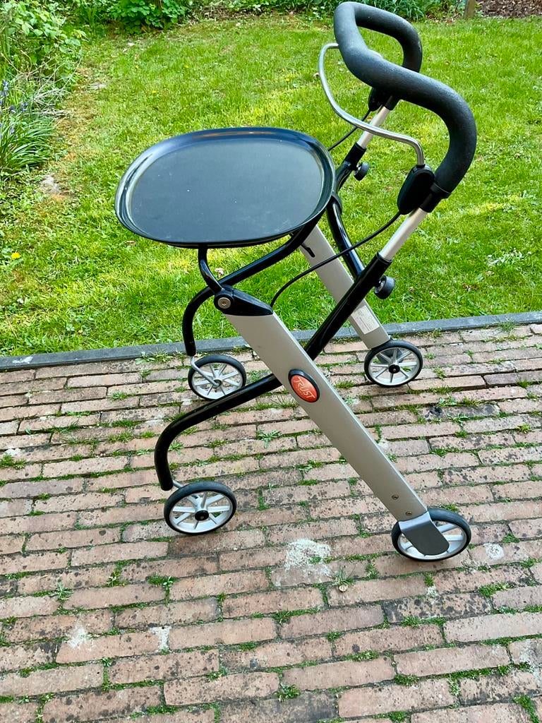 Trust Care Let's Go Indoor Rollator binnenshuis, Diversen, Rollators, Gebruikt, Opvouwbaar, Ophalen of Verzenden