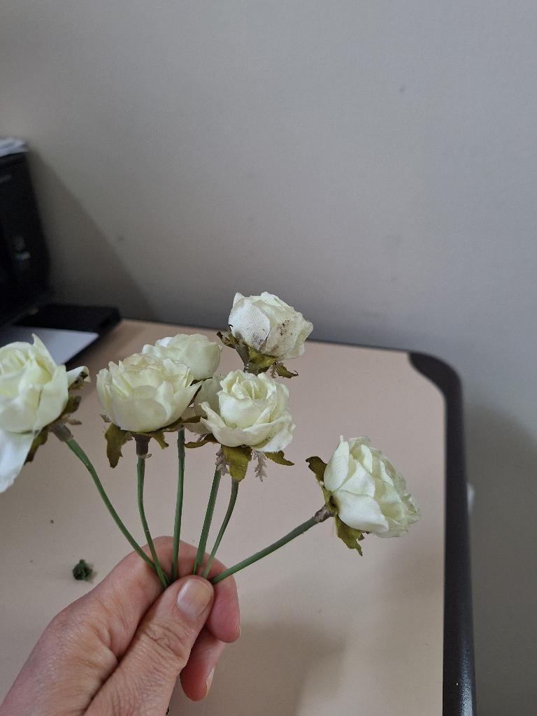 kunstrozen, Huis en Inrichting, Woonaccessoires | Kunstplanten en Kunstbloemen, Ophalen of Verzenden, Zo goed als nieuw, Kunstbloem