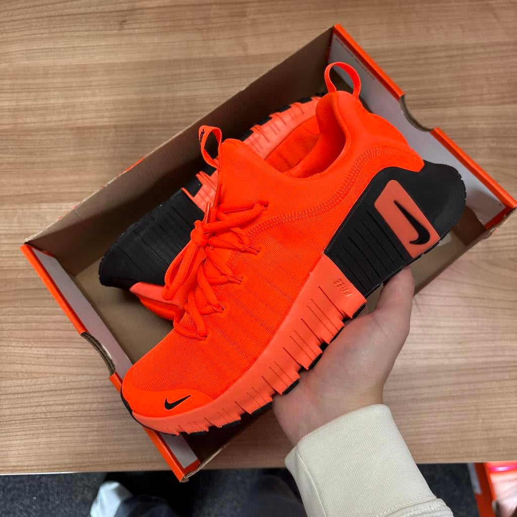 Nike free metcon 6 orange maat 41/44/45.5, Kleding | Heren, Schoenen, Overige kleuren, Sportschoenen, Nieuw, Ophalen of Verzenden