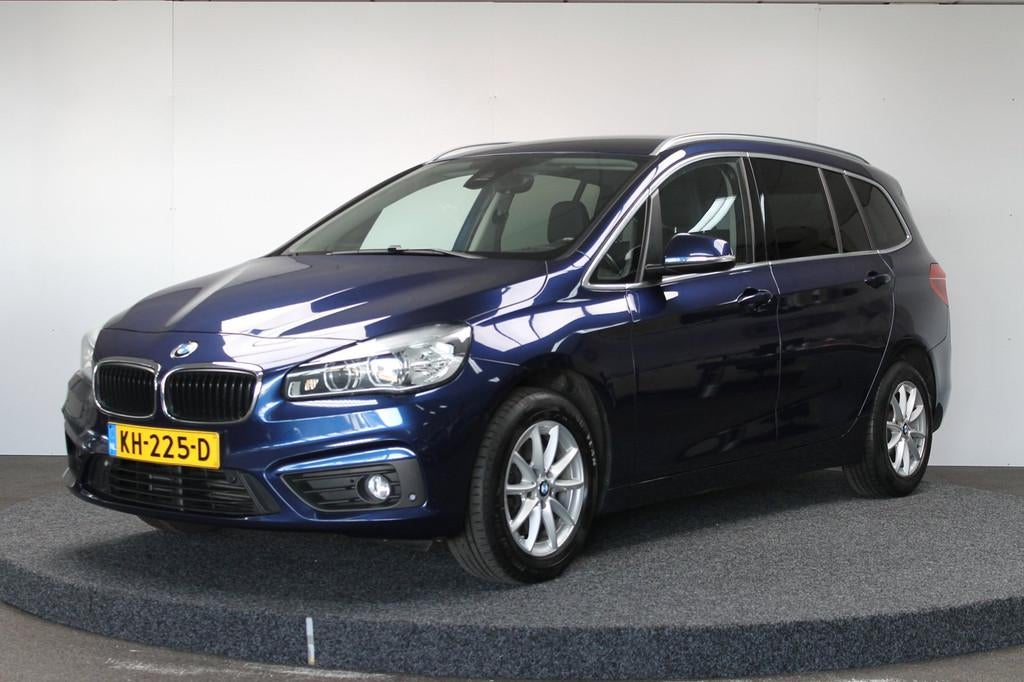BMW 2-serie Gran Tourer 218i Centennial Executive|Rijklaar p, Auto's, BMW, Voorwielaandrijving, 12 maanden, Gebruikt, Blauw