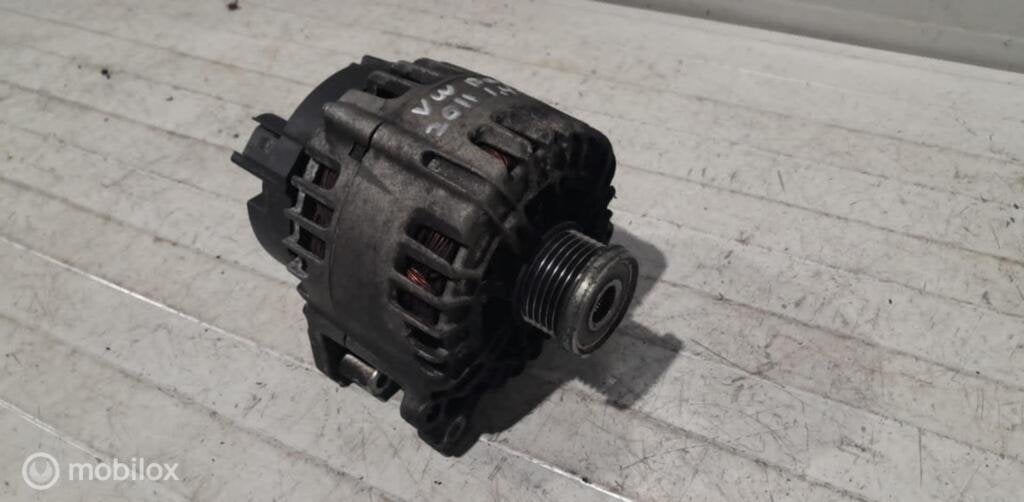Dynamo Volkswagen Passat 03C903023T, Auto-onderdelen, Gebruikt, Ophalen of Verzenden