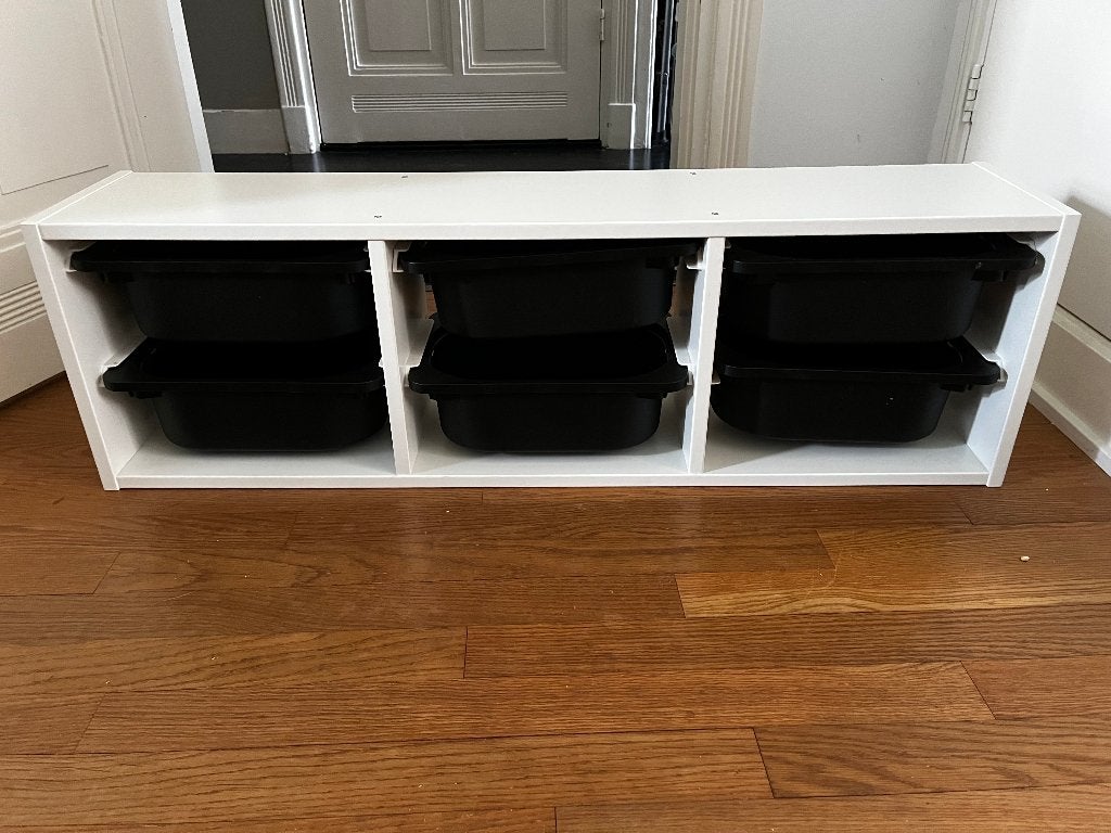 IKEA TROFAST kast / wandopberger met 6 zwarte bakken, Ophalen, Zo goed als nieuw, Minder dan 150 cm, Minder dan 100 cm