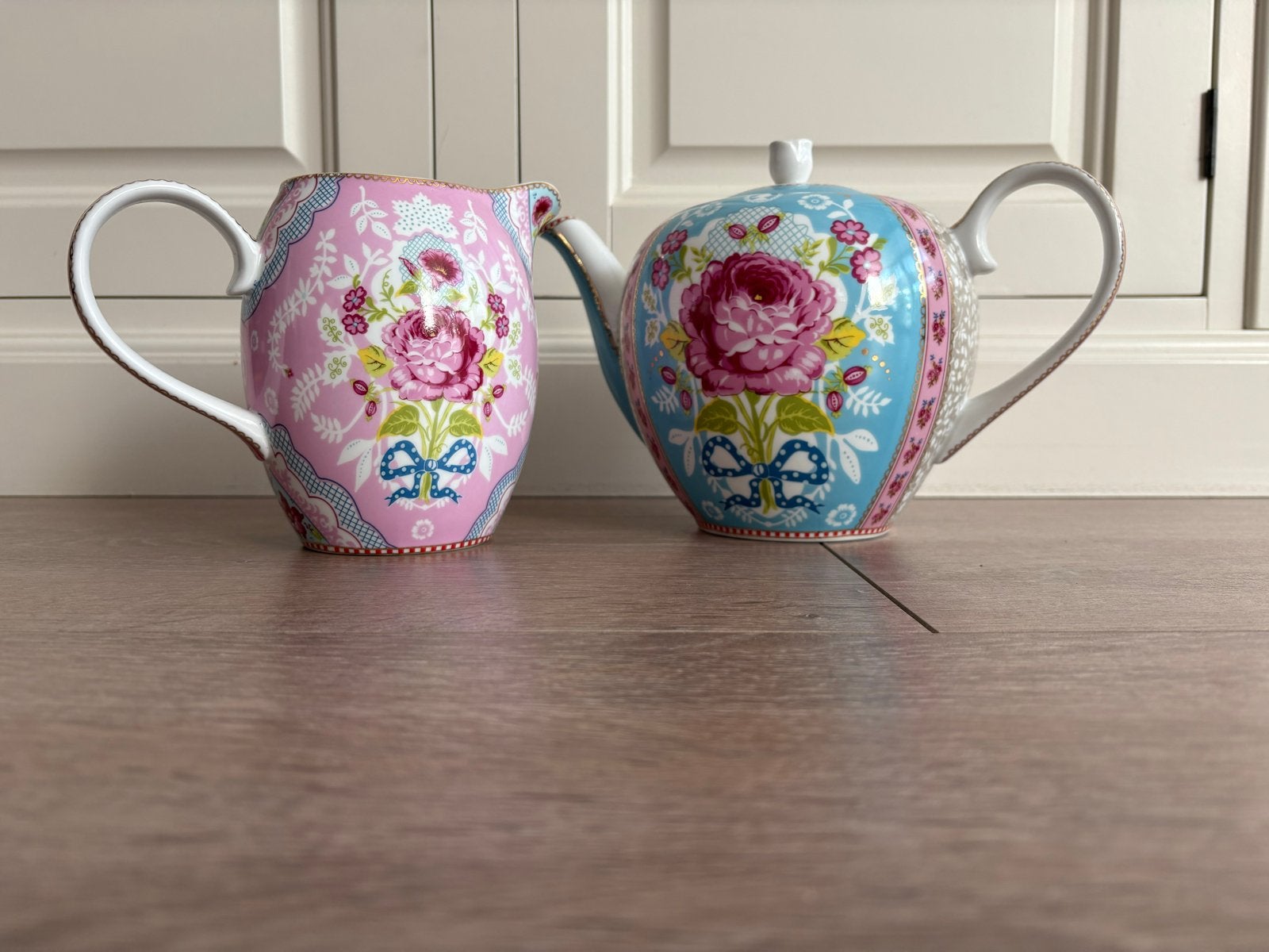 Pip Studio servies - theepotten, kopjes, schalen, borden, Ophalen, Pip Studio, Zo goed als nieuw, Modern