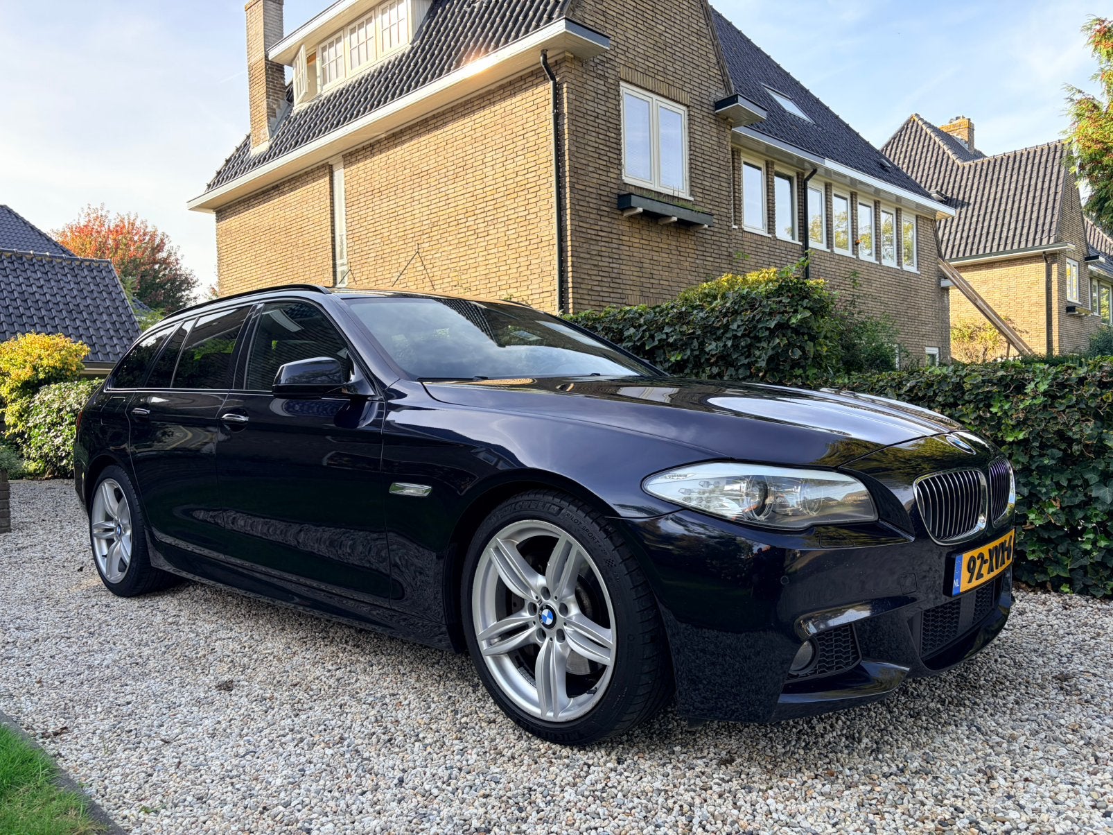 BMW 530d Touring full option: M sport pano acc trekhaak, Auto's, Automaat, Achterwielaandrijving, Zwart, 2993 cc