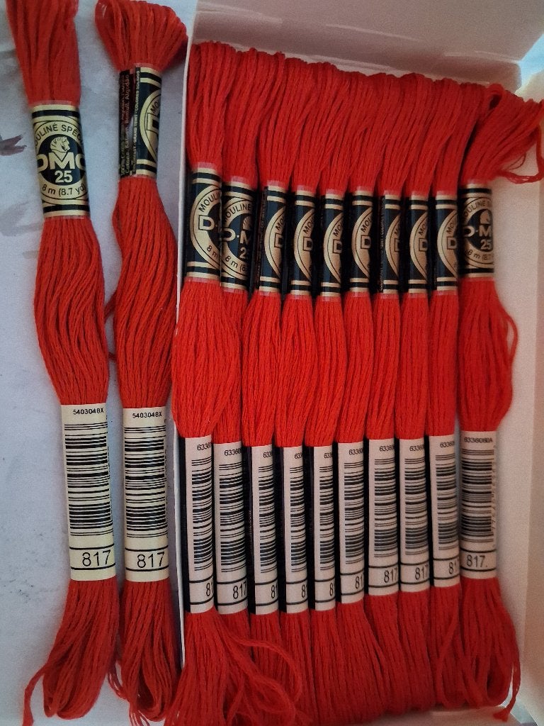 DMC garen  (mouline special 25)  nr 817, Ophalen of Verzenden, Nieuw, Borduurgaren of Zijde