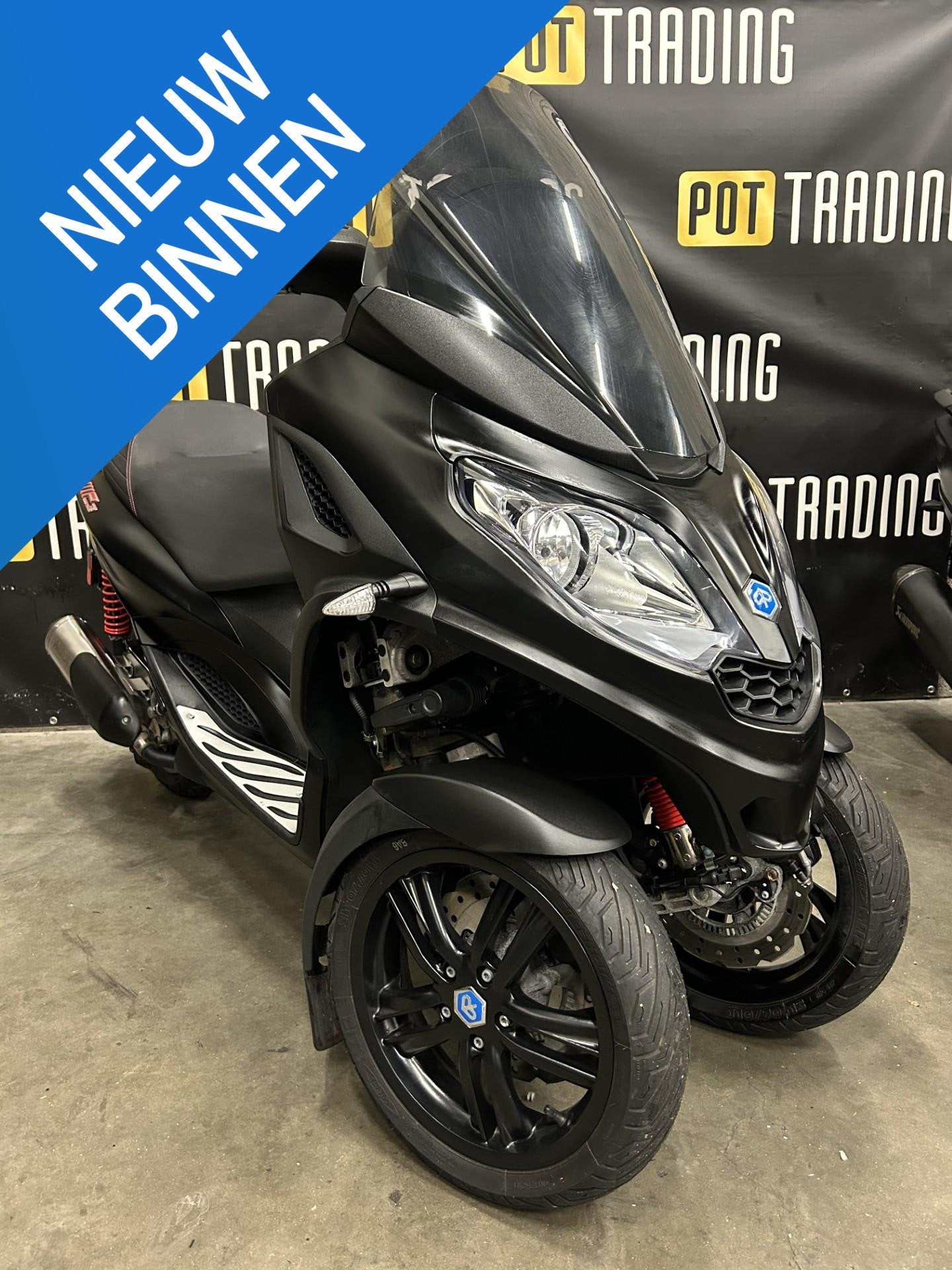 Piaggio MP3 300 LT HPE SPORT 3 mnd garantie autorijbewijs SP, Scooter, ABS, Piaggio Vespa B.V., Minervum 7272
4817 ZM  Breda, NL