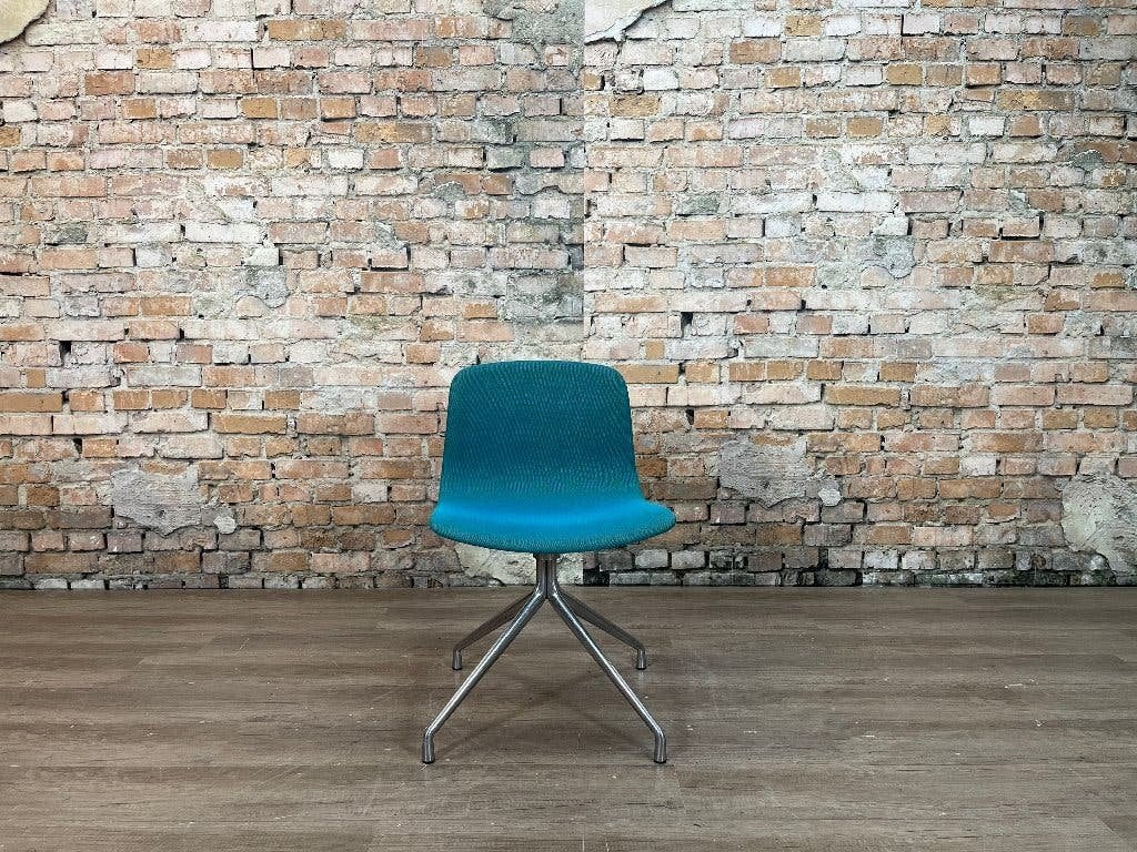 Hay AAC 11 Swivel blauw bij TheReSaels, Ophalen, Blauw, Design, Zo goed als nieuw