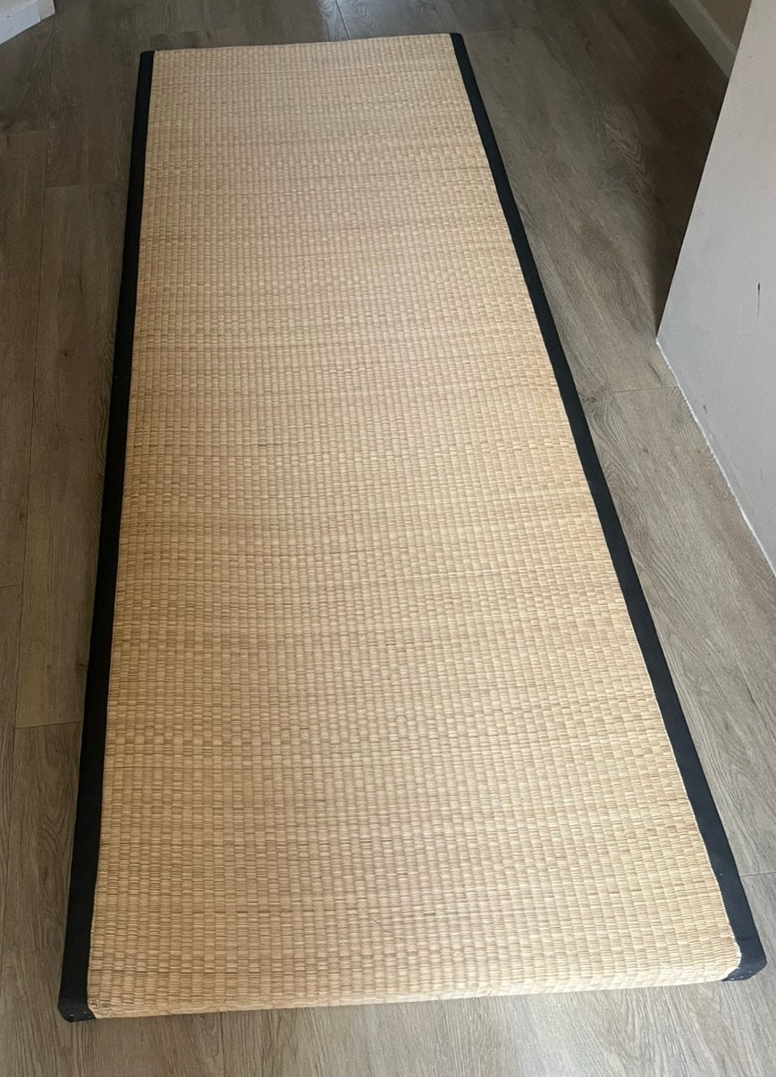 Authentieke Japanse tatamimat / tatami mat – 70 x 200 cm, Huis en Inrichting, Woonaccessoires | Overige, Ophalen, Zo goed als nieuw