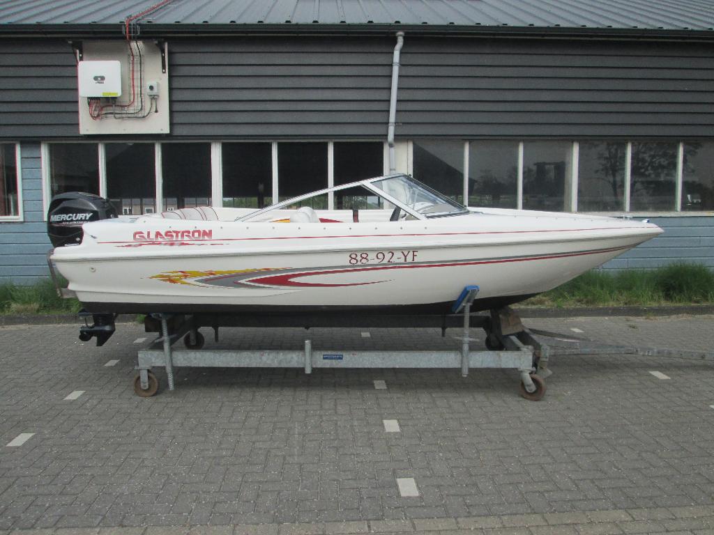 Glastron GS 160 in goede staat, Watersport en Boten, Ophalen, Overige merken, Gebruikt, 5 m