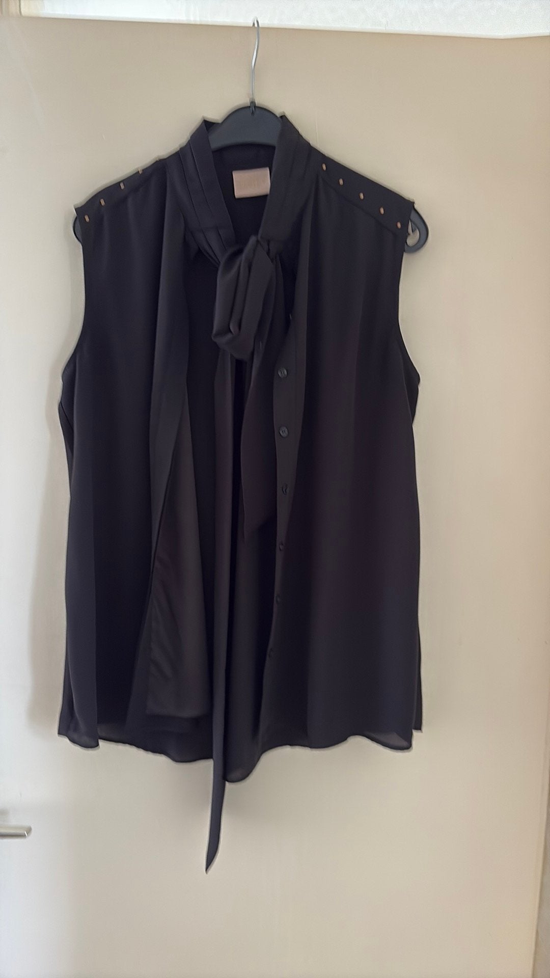 JOSH V prachtige top / blouse zwart goud details, Zwart, Maat 42/44 (L), Ophalen of Verzenden, Zonder mouw