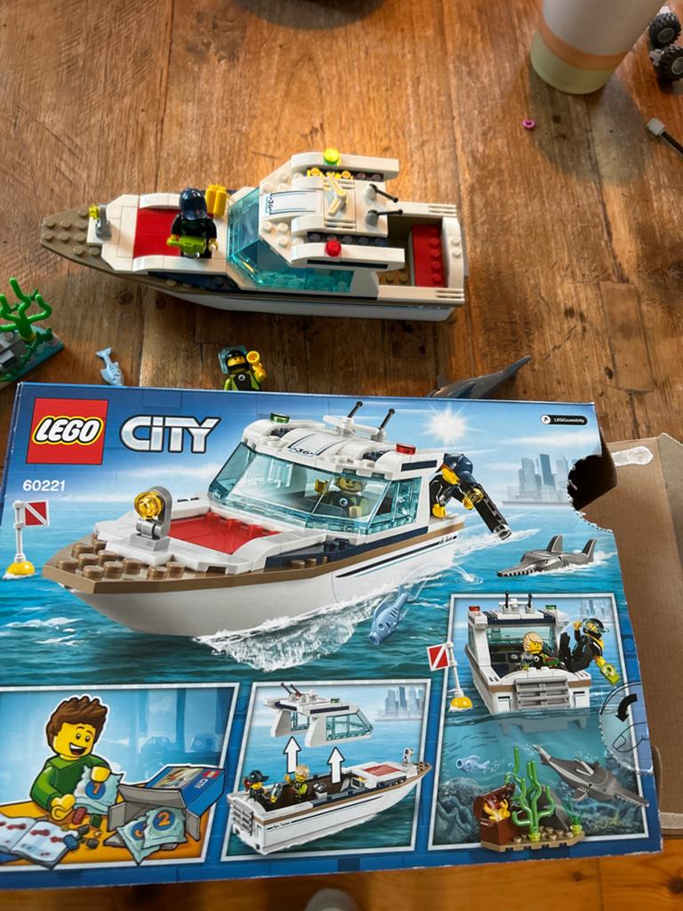 LEGO City 60221 Duikjacht - Complete set met doos en boekje, City, Lego, Ophalen of Verzenden, Zo goed als nieuw