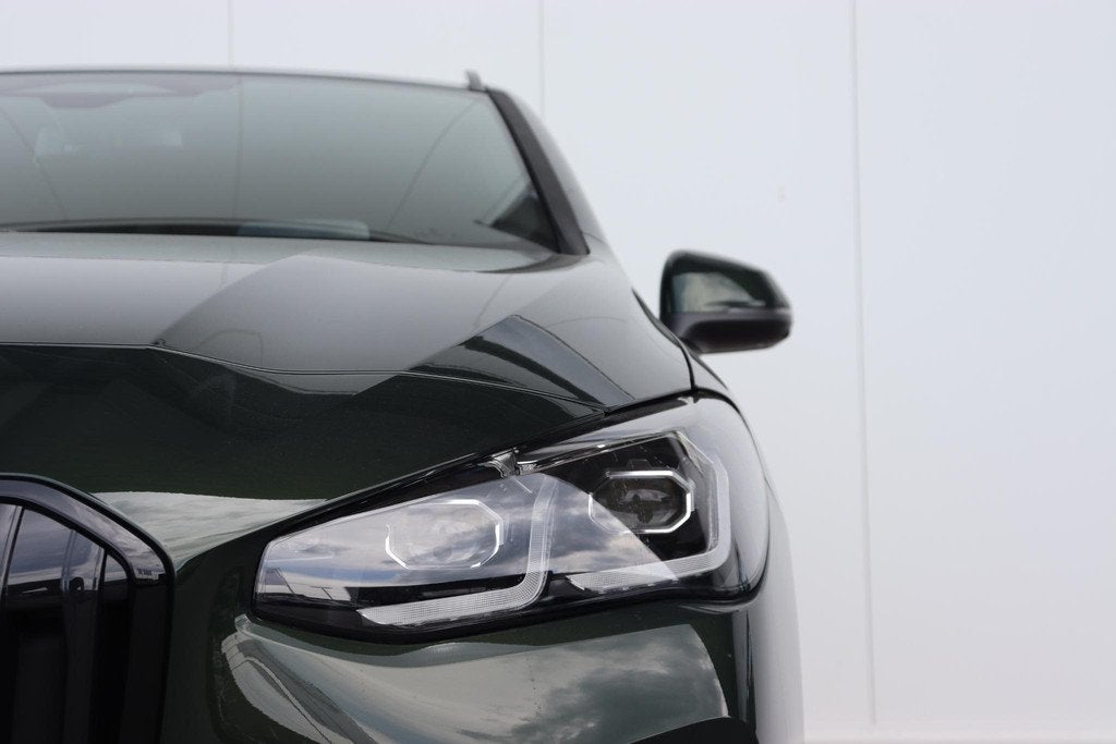 BMW 2 Serie Active Tourer 225e xDrive | M Sportpakket / Trek, Automaat, 1800 kg, Bedrijf, Vierwielaandrijving