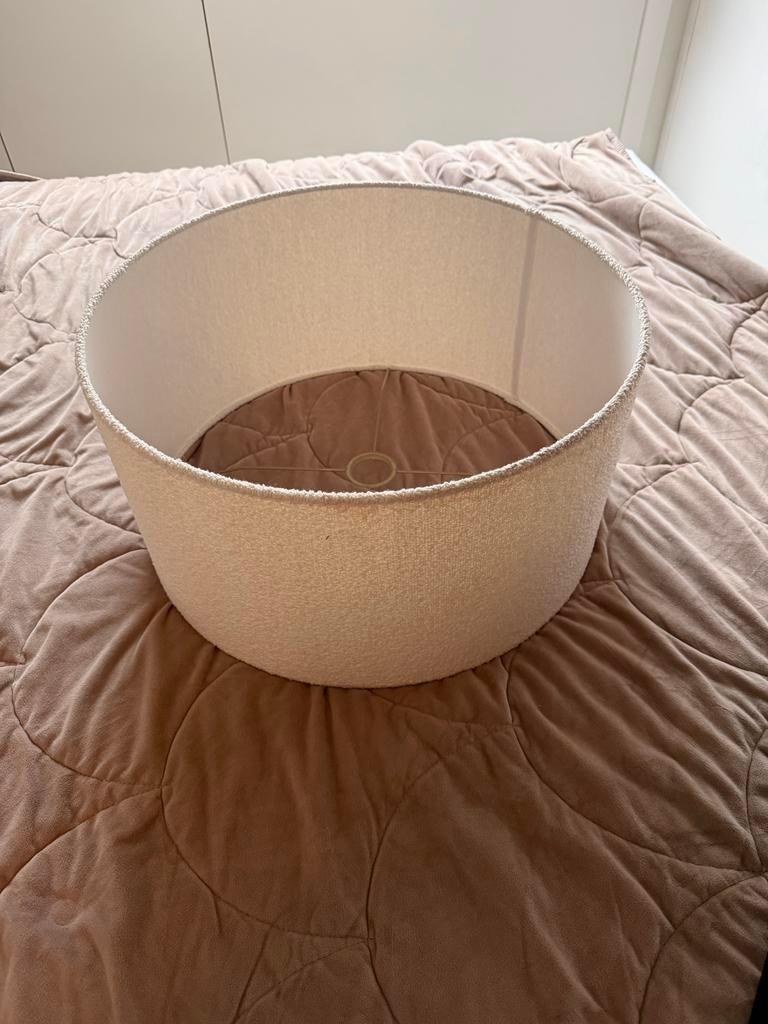 Eichholtz lampenkap beige bouclé - Luxe en stijlvol, 25 tot 50 cm, Beige, Rond, Ophalen of Verzenden