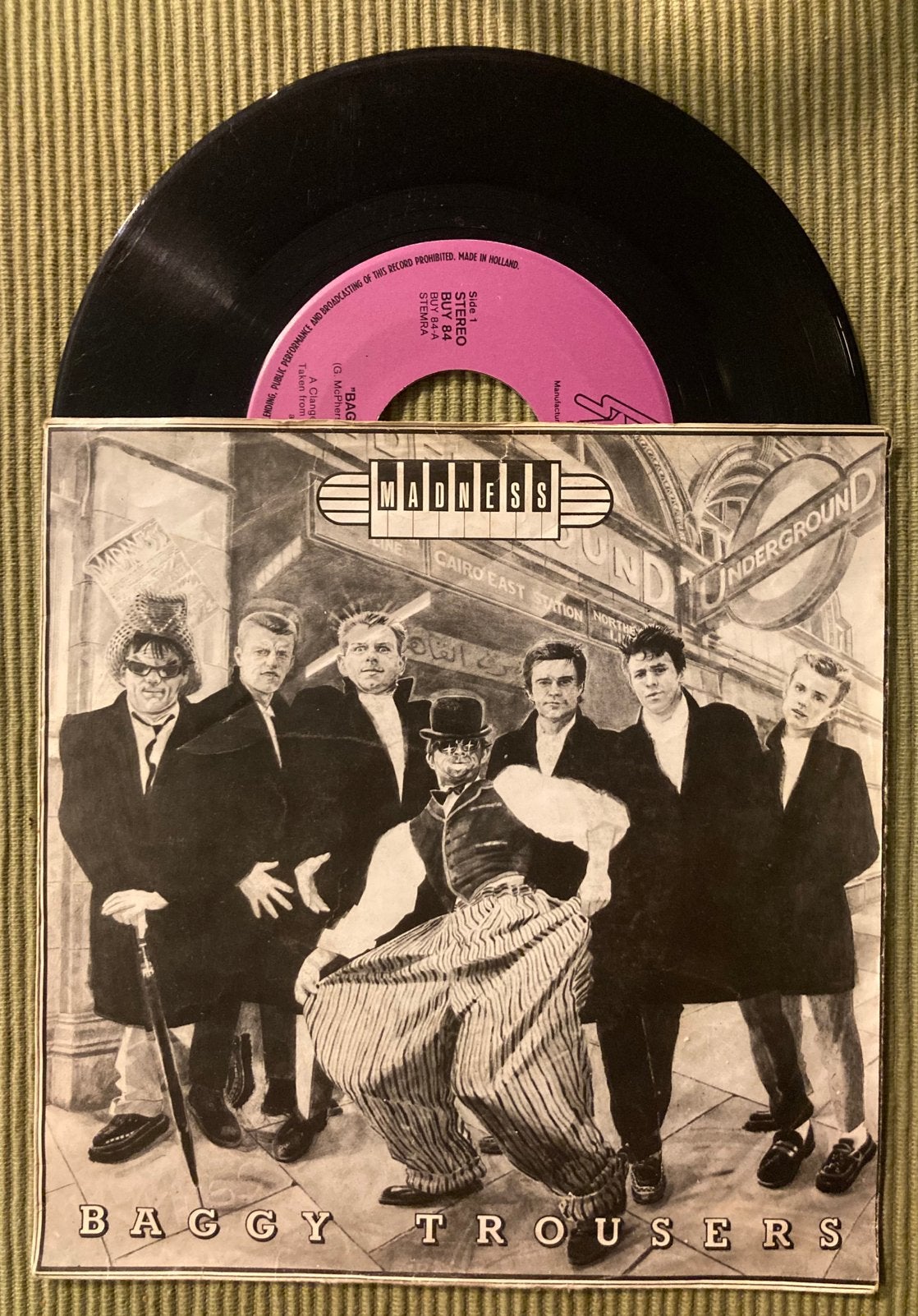 Vinyl single Madness - Baggy Trousers, Gebruikt, 7 inch, Ophalen of Verzenden, Reggae en Ska