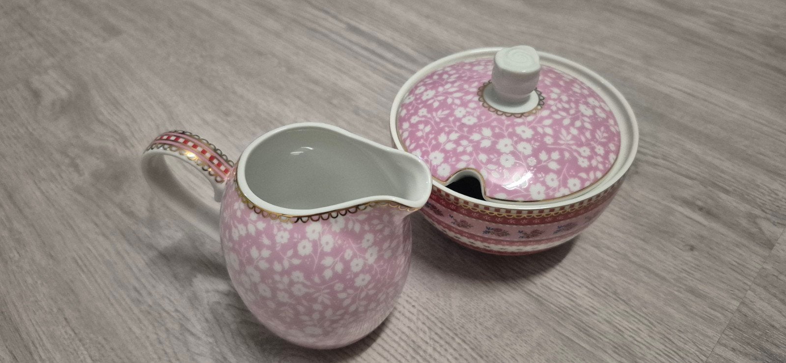 Pip Studio servies, Ophalen