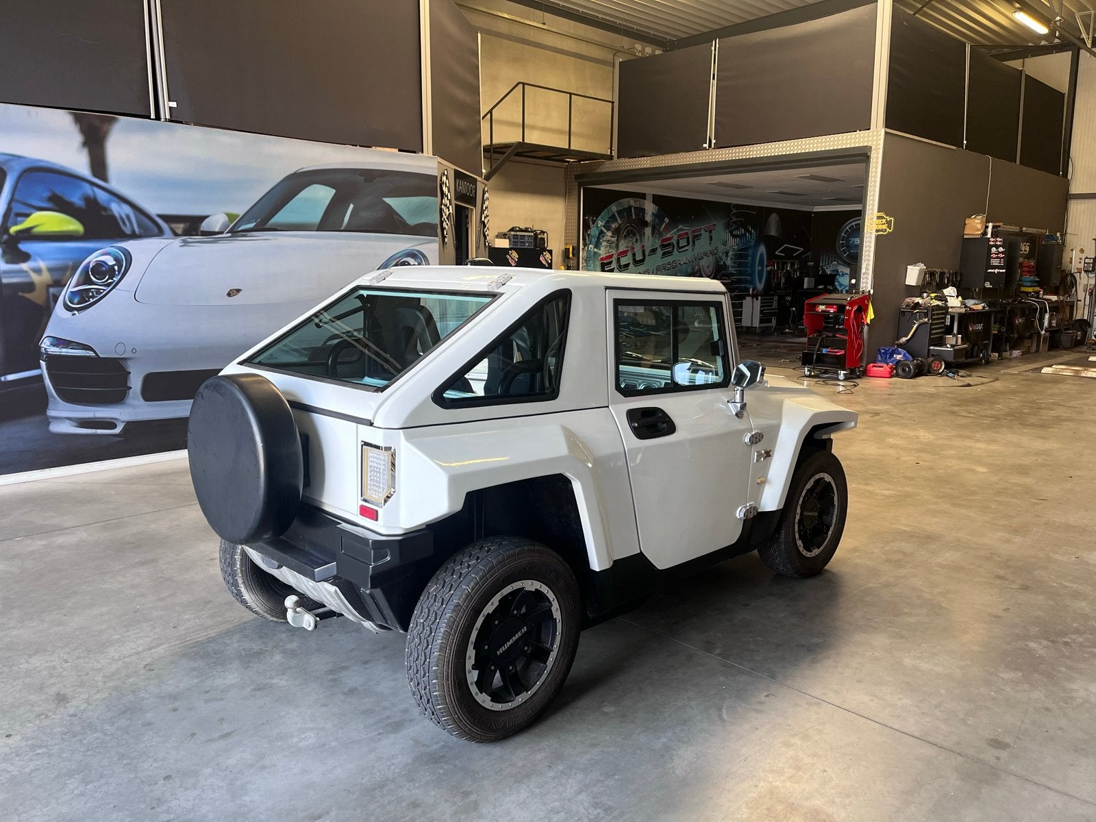 Unieke Hummer HX Brommobiel (Elektrisch / 45 km)–Blikvanger, Zo goed als nieuw, 16 km/u of meer, 46 km of meer, Ophalen
