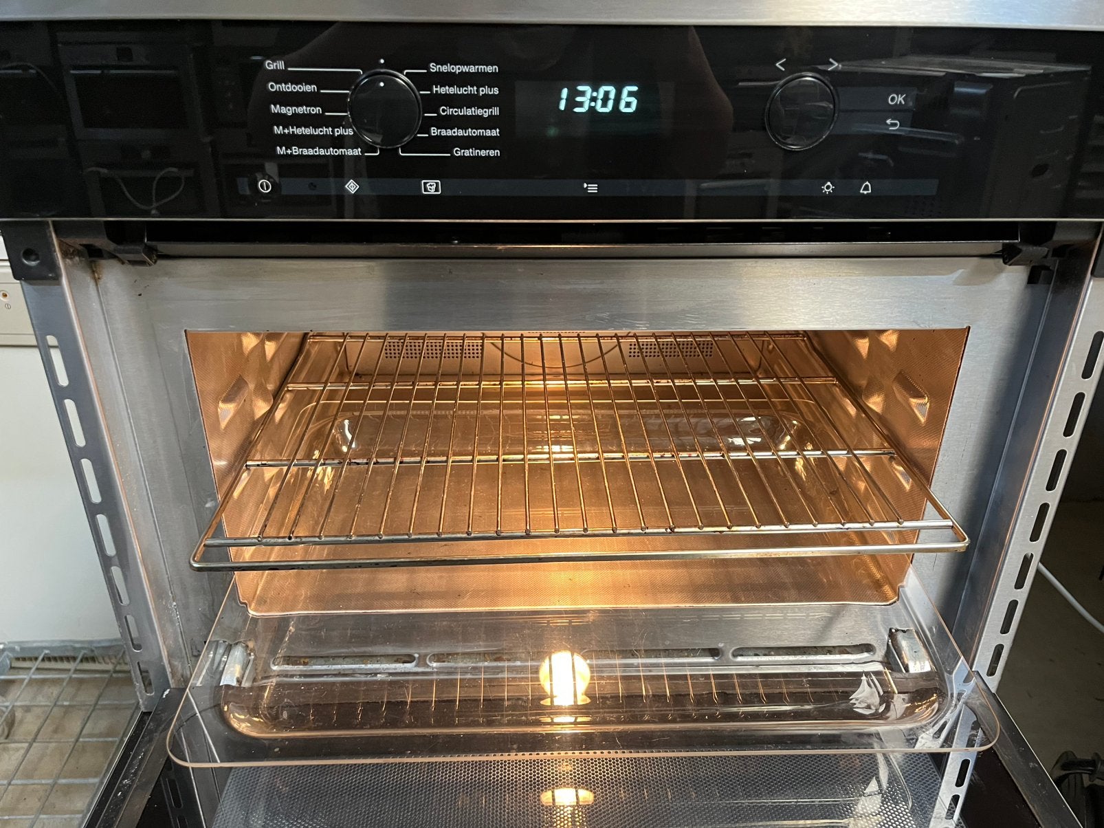 Miele combimagnetron in super nette staat!, Ophalen of Verzenden, Zo goed als nieuw