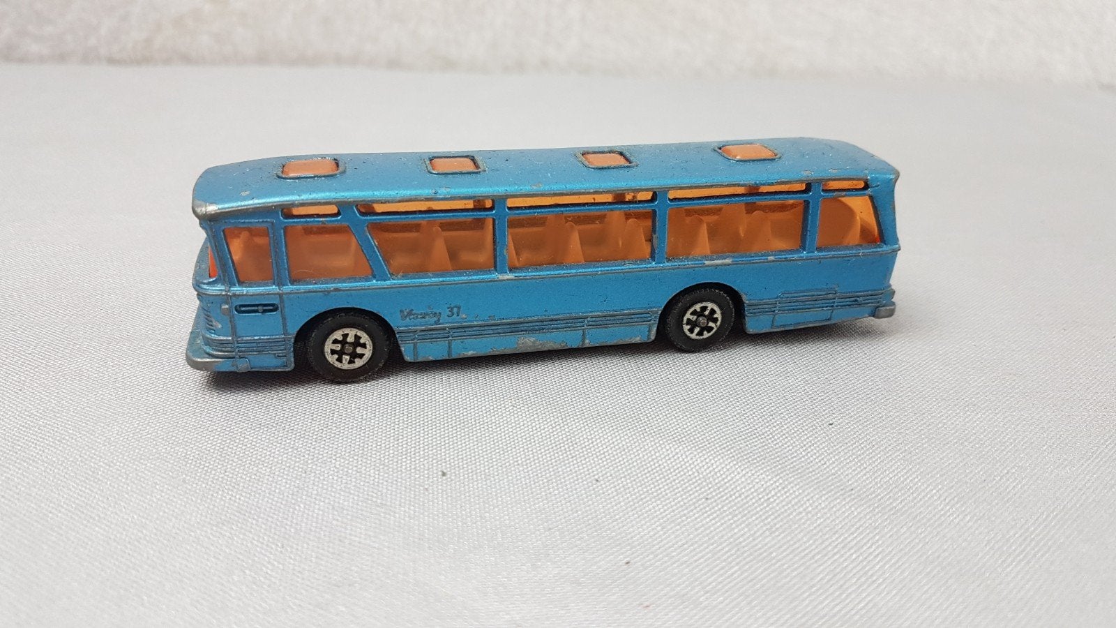 Dinky Toys Viceroy Coach 37, Ophalen of Verzenden, Gebruikt, Bus of Vrachtwagen