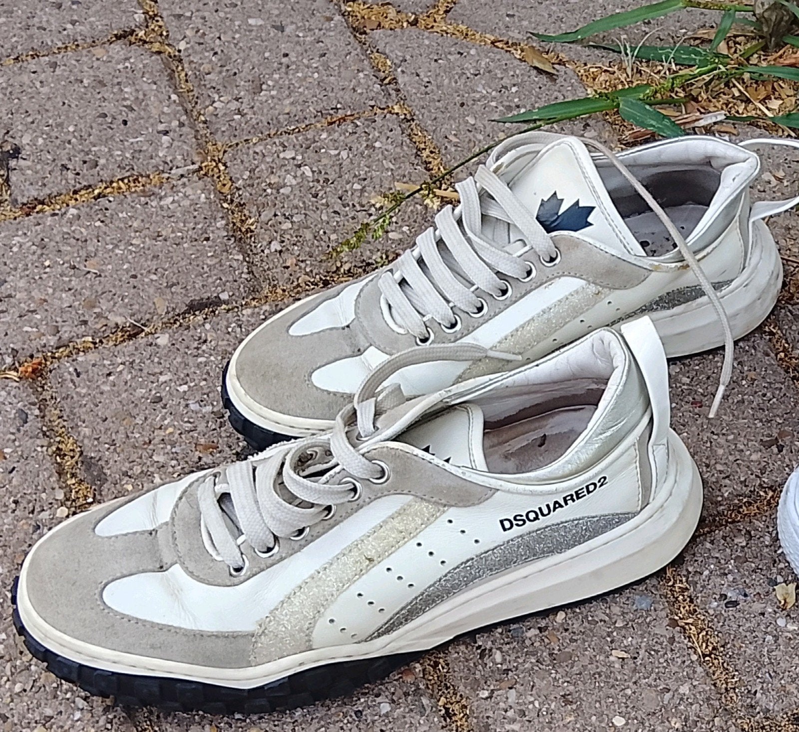 DSQUARED2 sneakers - Maat 37 - Wit/Beige, Kleding | Dames, Schoenen, Ophalen, DSQUARED2, Wit, Sneakers of Gympen