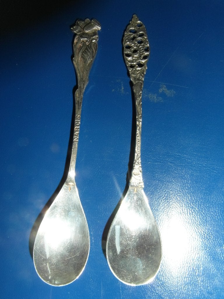 TE KOOP 2 SCHITTERENDE ZILVEREN THEE LEPELTJES GEKEURD., Ophalen of Verzenden, Zilver