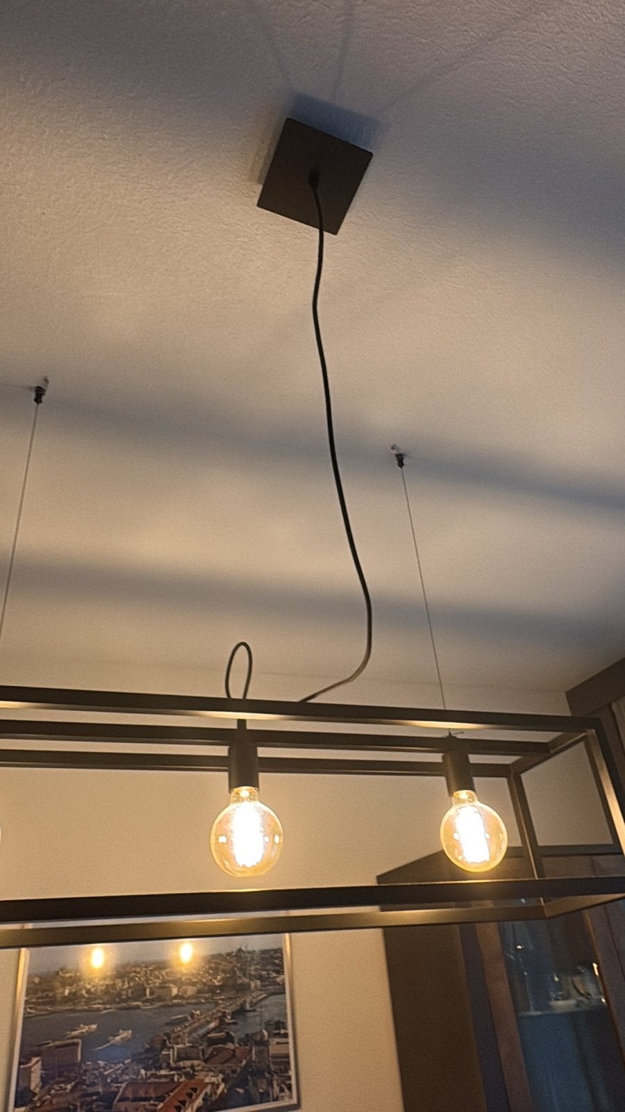 Moderne Zwarte Hanglamp met 3 Lichtpunten, Huis en Inrichting, Lampen | Hanglampen, Ophalen, Zo goed als nieuw, Metaal, E27 (groot)