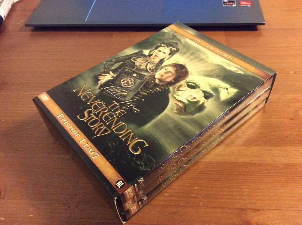 Tales of the neverending Story de TV serie 3-dvd box, Alle leeftijden, Ophalen of Verzenden, Gebruikt, Science Fiction en Fantasy