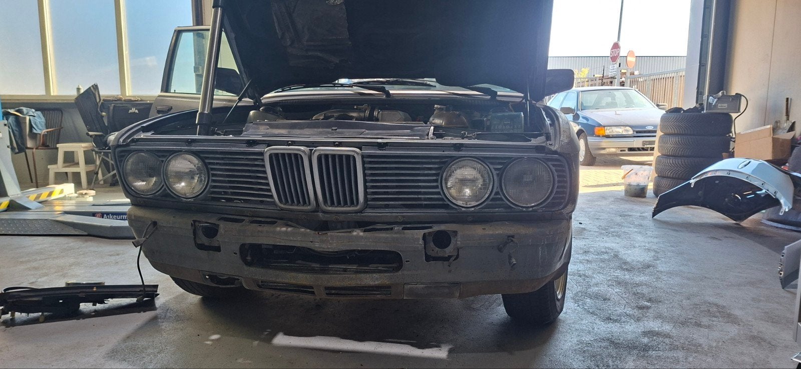 BMW E28 USA front compleet met koplampen, grill en bumper, Ophalen, Gebruikt, Voor, Bumper