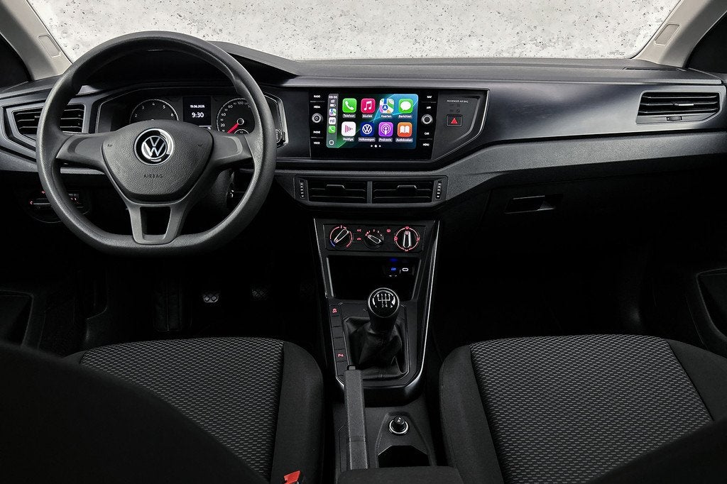Volkswagen Polo 1.0 Comfortline | Cruise control | Lichtmeta, Auto's, Volkswagen, Stof, Euro 6, 82 pk, Zwart