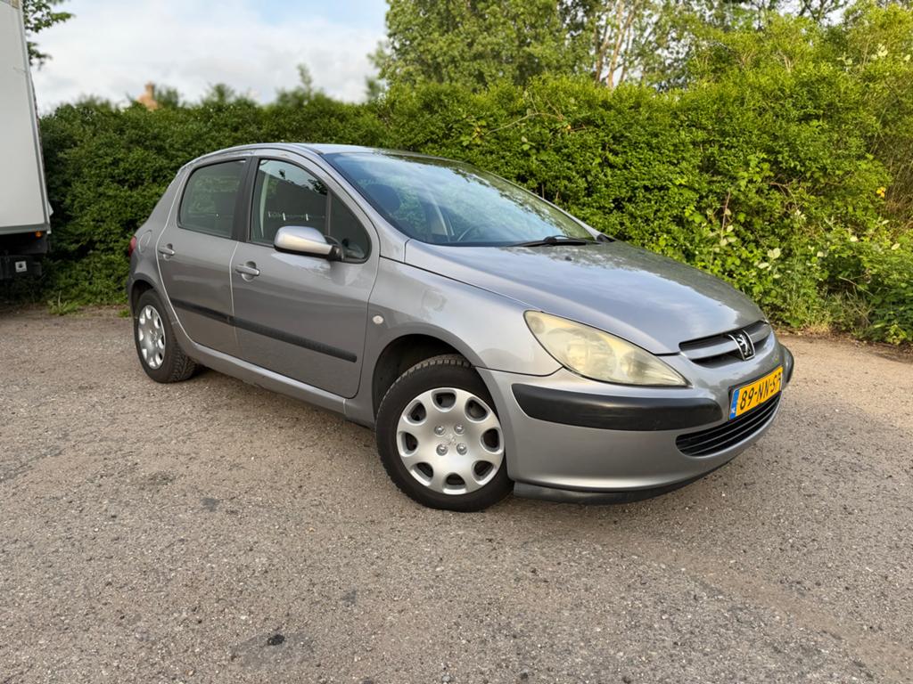 Peugeot 307 1.4 XS 5DR 2004 Grijs APK/Airco/Nap!, Auto's, Voorwielaandrijving, Zwart, 4 cilinders, 49 €/maand