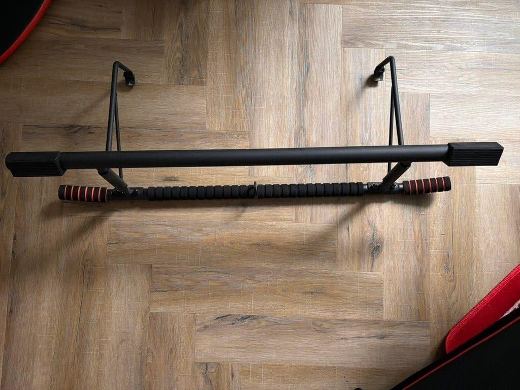 TE KOOP! Pull Up Bar z.g.a.n., Ophalen of Verzenden, Zo goed als nieuw, Armen, Oprekstang