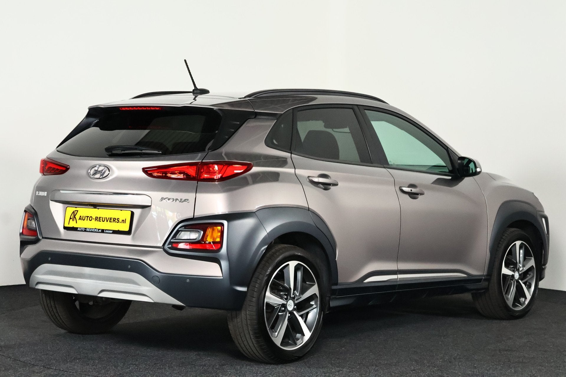 Foto 2 van Hyundai Kona 1.0T Premium / LED / CarPlay / Leder / Camera