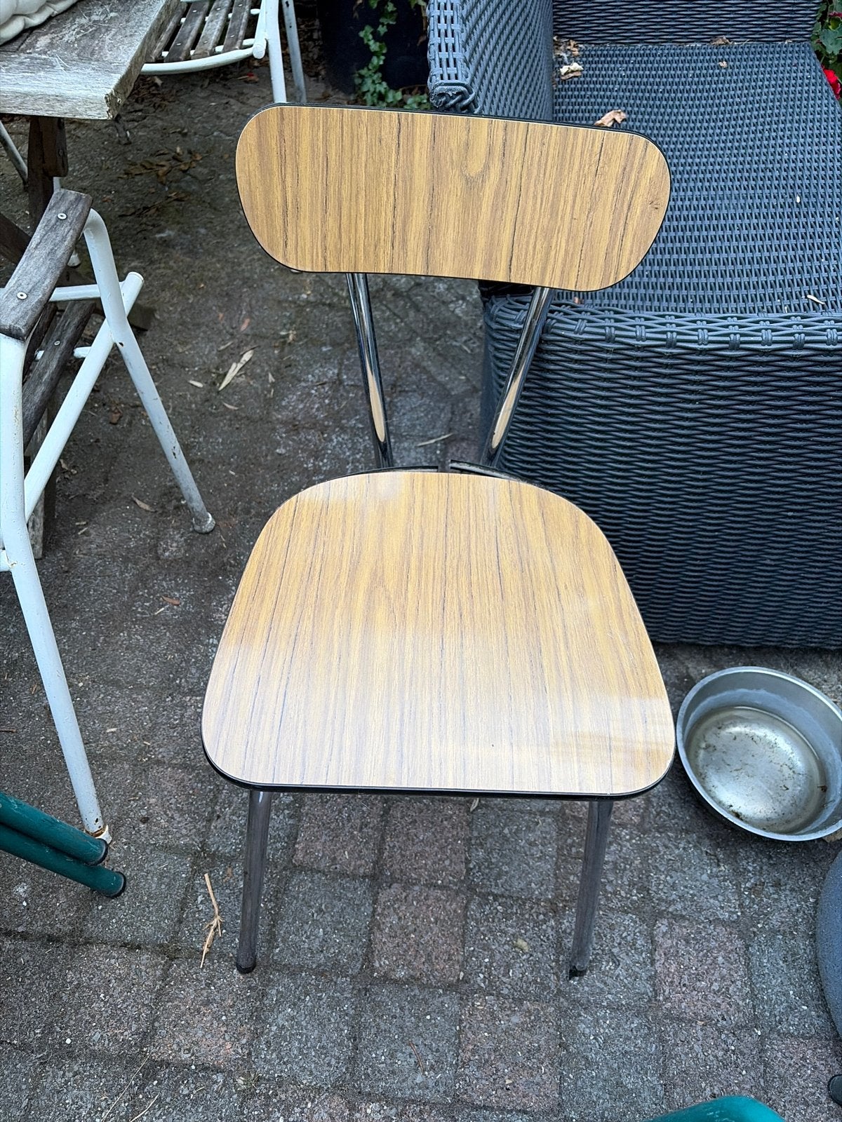 Formica stoel - opknapper (2 dopjes ontbreken), Ophalen, Gebruikt, Bruin, Eén
