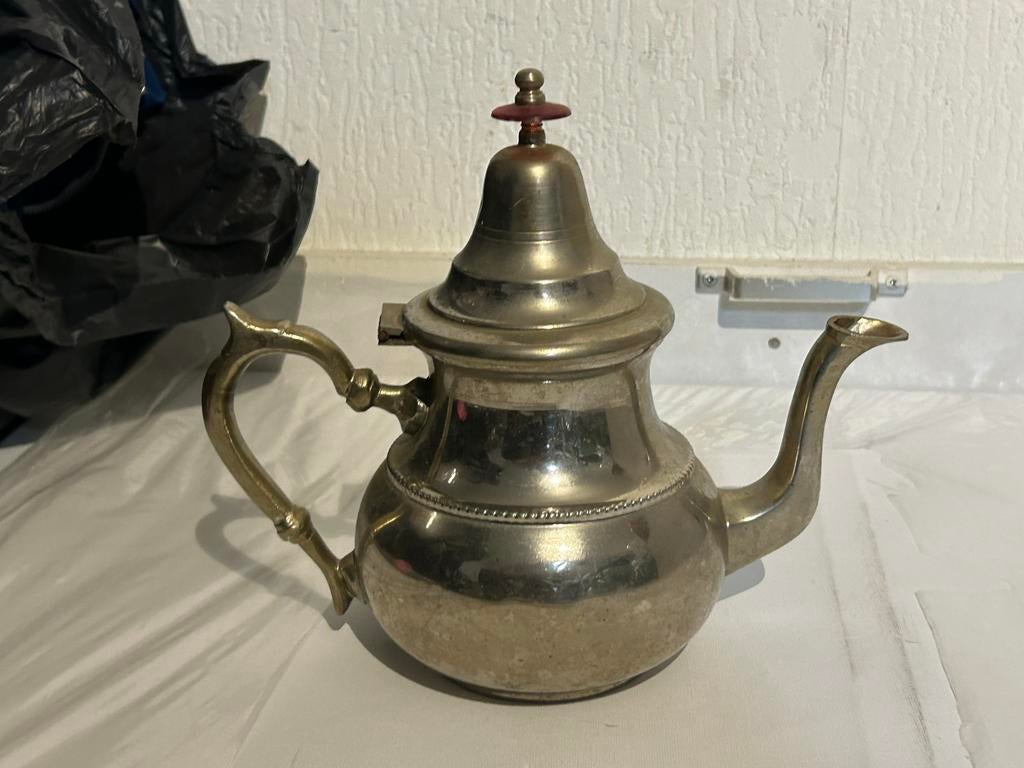 Vintage Marokkaanse theepot - Zilverkleurig, Antiek en Kunst, Antiek | Koper en Brons, Ophalen of Verzenden, Koper