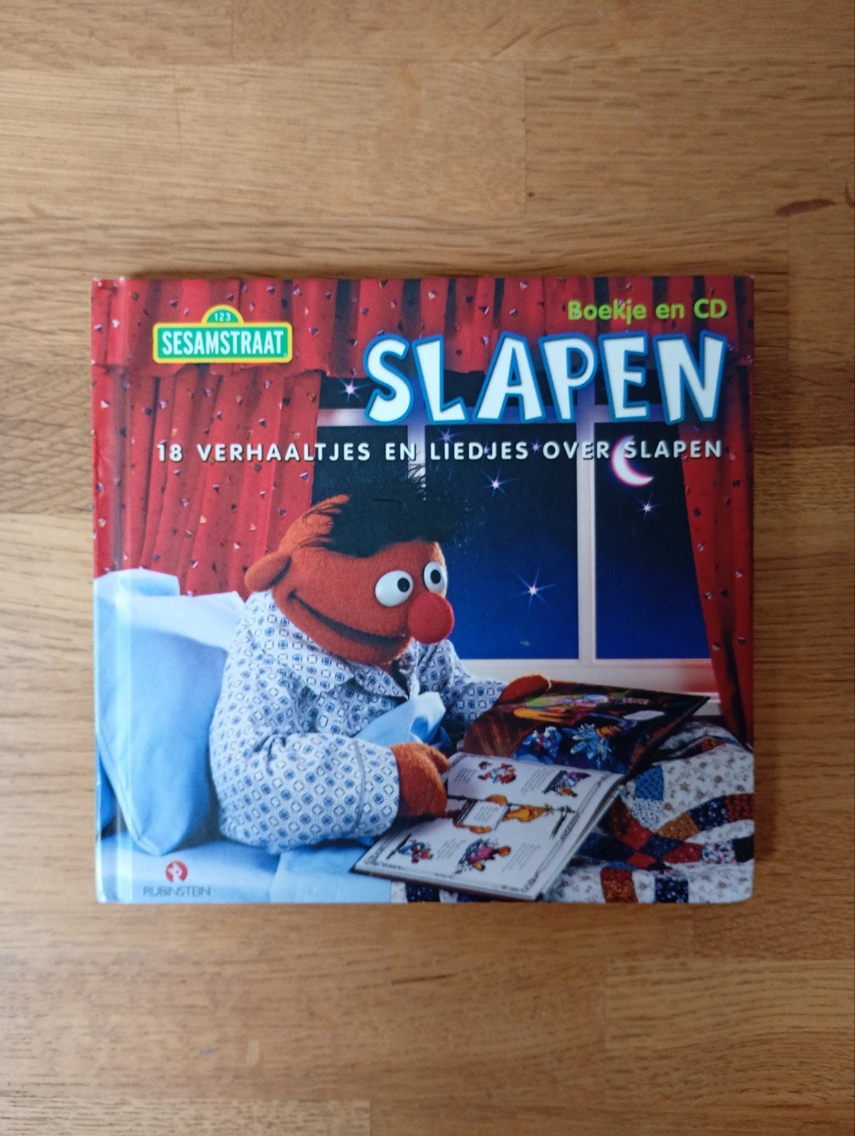 slaapliedjes Bert en Ernie met cd, Cd's en Dvd's, Ophalen of Verzenden, Zo goed als nieuw