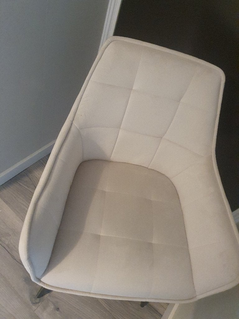 Xenos beige velvet eetstoelen, Ophalen, Zo goed als nieuw, Overige kleuren, Vier