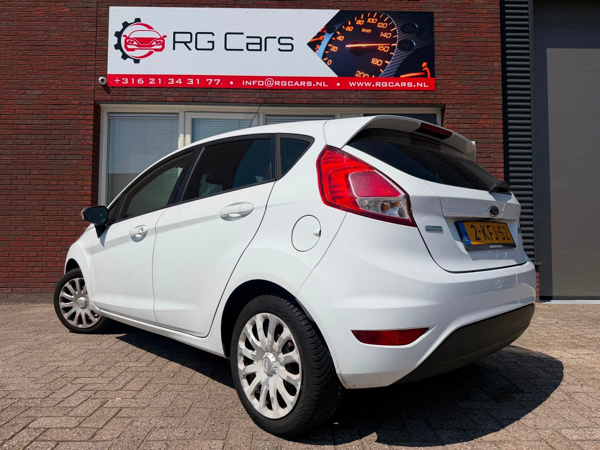 Ford Fiesta 1.0 Champion / Airco / 5DRS / NAP, Euro 5, Stof, 525 kg, Met garantie (alle)