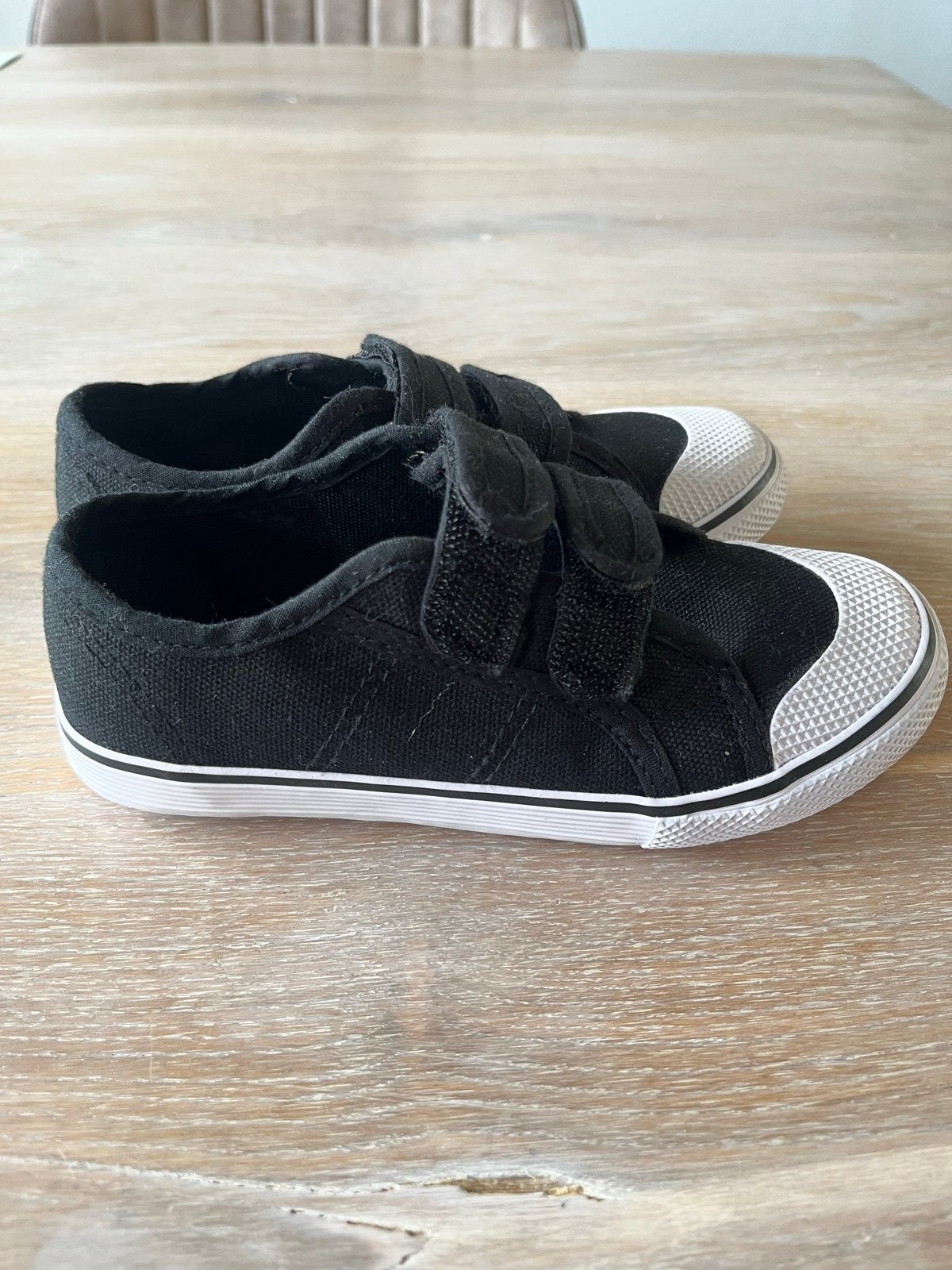Zwarte Chicane klittenbandschoenen maat 30, Ophalen, Gebruikt, Jongen of Meisje, Schoenen