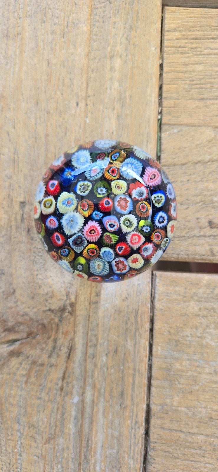 Strathearn glas  presse-papier Blue Close Packed Millefiori, Antiek en Kunst, Antiek | Glas en Kristal, Ophalen of Verzenden