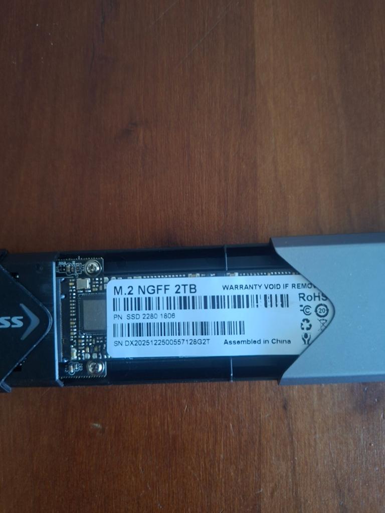 SSD 2Tb M.2, Computers en Software, Harde schijven, Ophalen of Verzenden, Laptop, Overige aansluitingen
