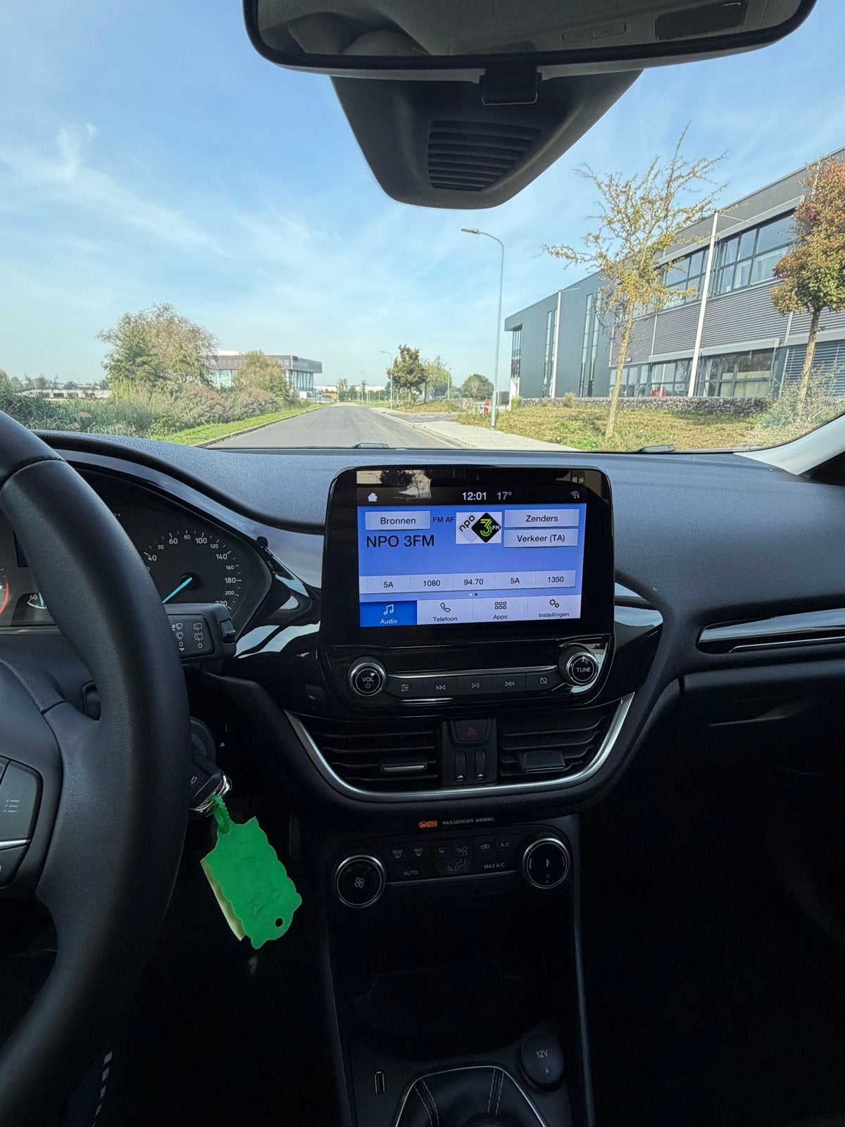 Foto 15 van Ford Fiësta 1.0 Ecoboost Hybrid Titanium 125pk 2023 Grijs