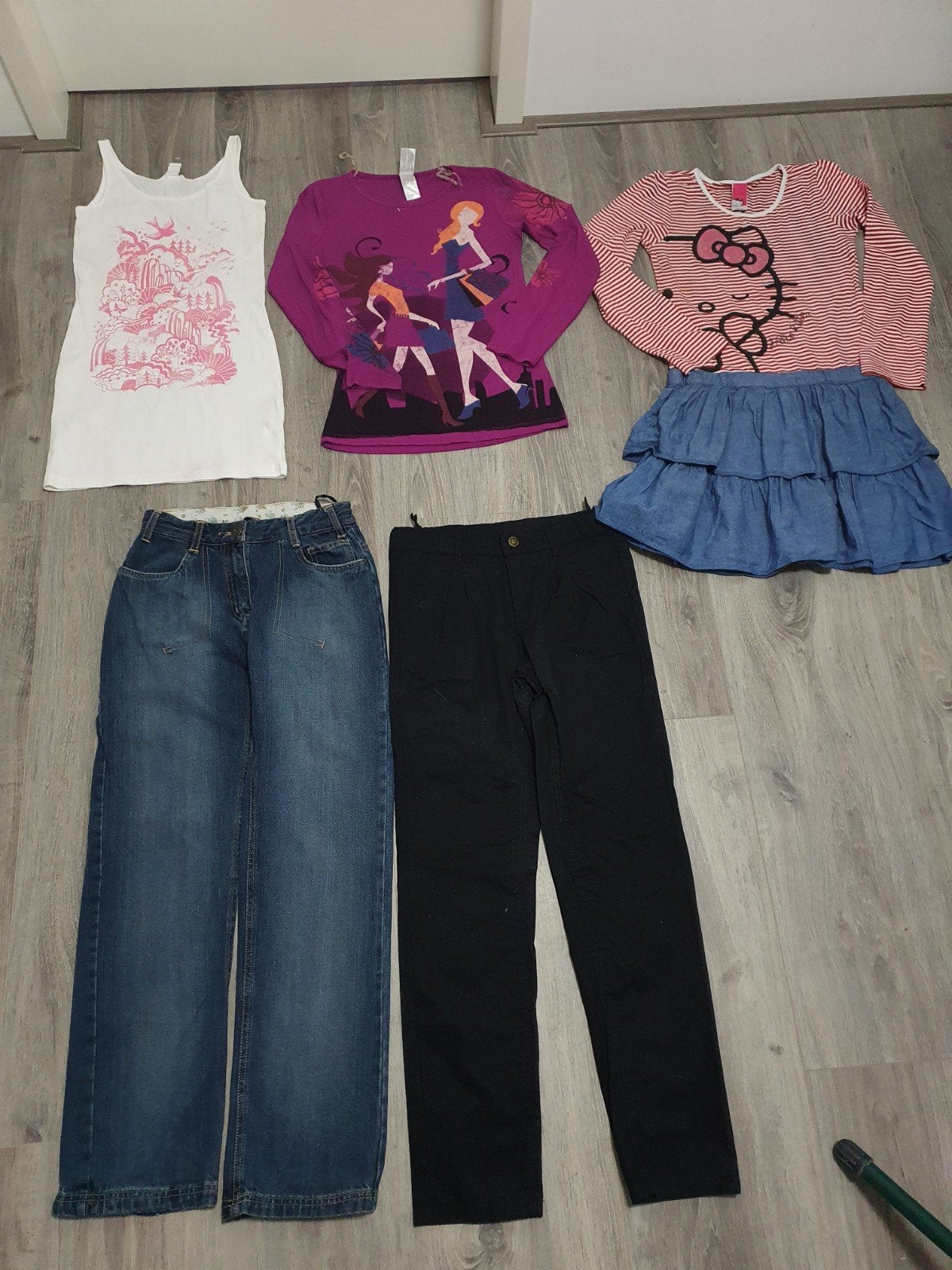 Kledingpakket voor meisjes: broeken, shirts en jurk maat 146, Ophalen of Verzenden, Zo goed als nieuw, Maat 146
